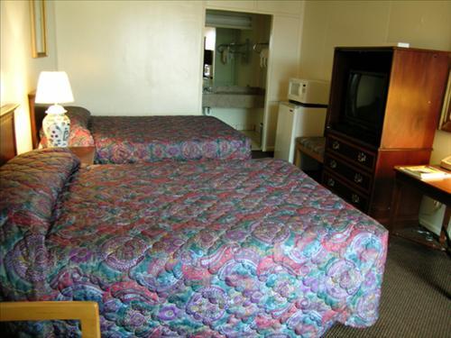 Sunshine Inn & Suites Virginia Beach Oda fotoğraf