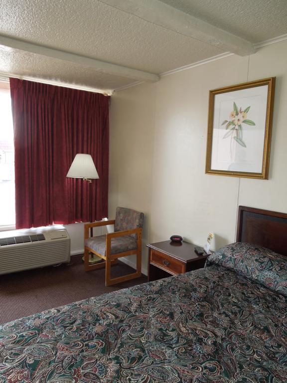 Sunshine Inn & Suites Virginia Beach Dış mekan fotoğraf