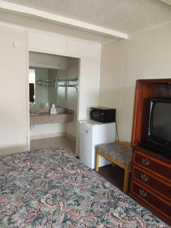 Sunshine Inn & Suites Virginia Beach Dış mekan fotoğraf