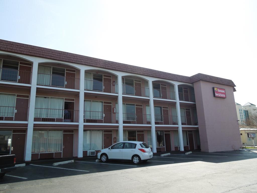 Sunshine Inn & Suites Virginia Beach Dış mekan fotoğraf